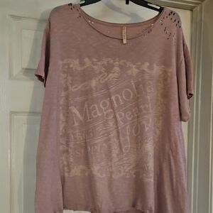 Magnolia Pearl Pink Graphic Relaxed Short Sleeve Tee